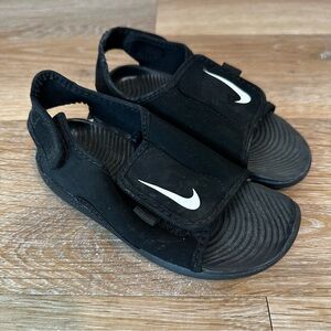 Nike Kids Toddler Unisex Size 10 Sunray Black Adjustable Sandals